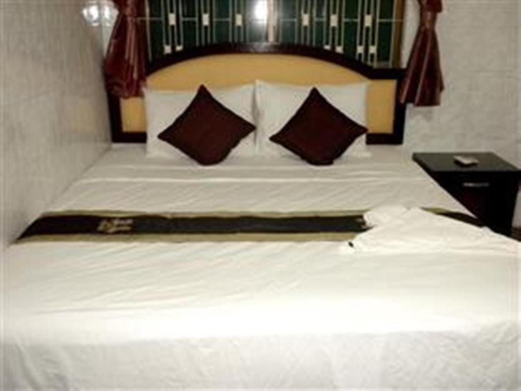 Golden Boat Guesthouse Phnom Penh Zimmer foto